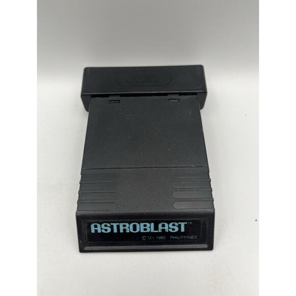 Astroblast (Atari 2600, 1982) - Picture 1 of 7